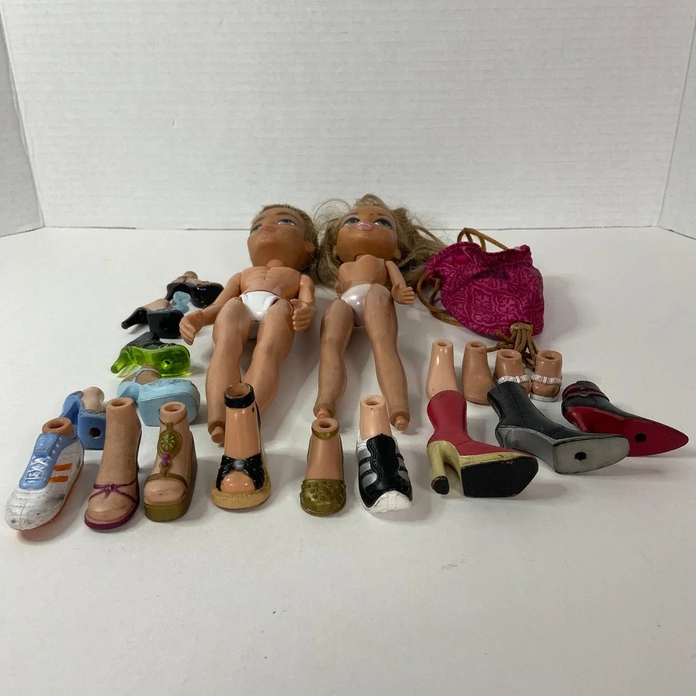 Bratz Doll Lot Male and Female Figures with Shoes & Bag for Parts or Repair